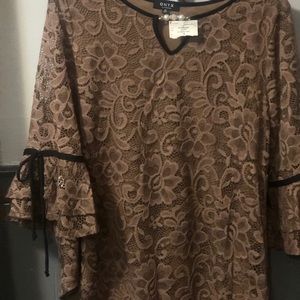 🦋Women dressy shirt with pearls